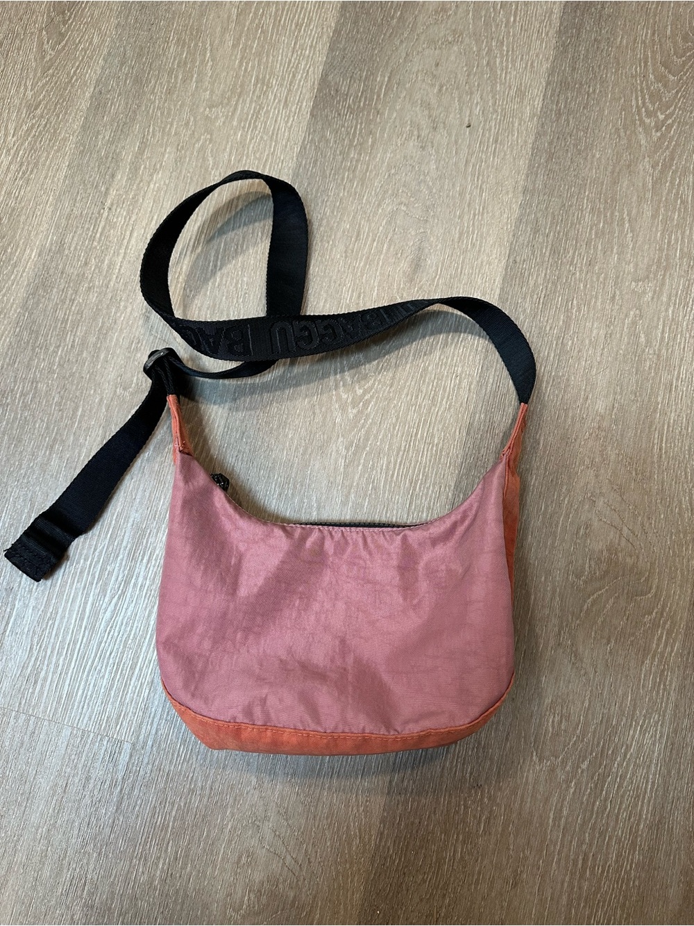 Baggu Deadstock Small Crescent in Rose Jam